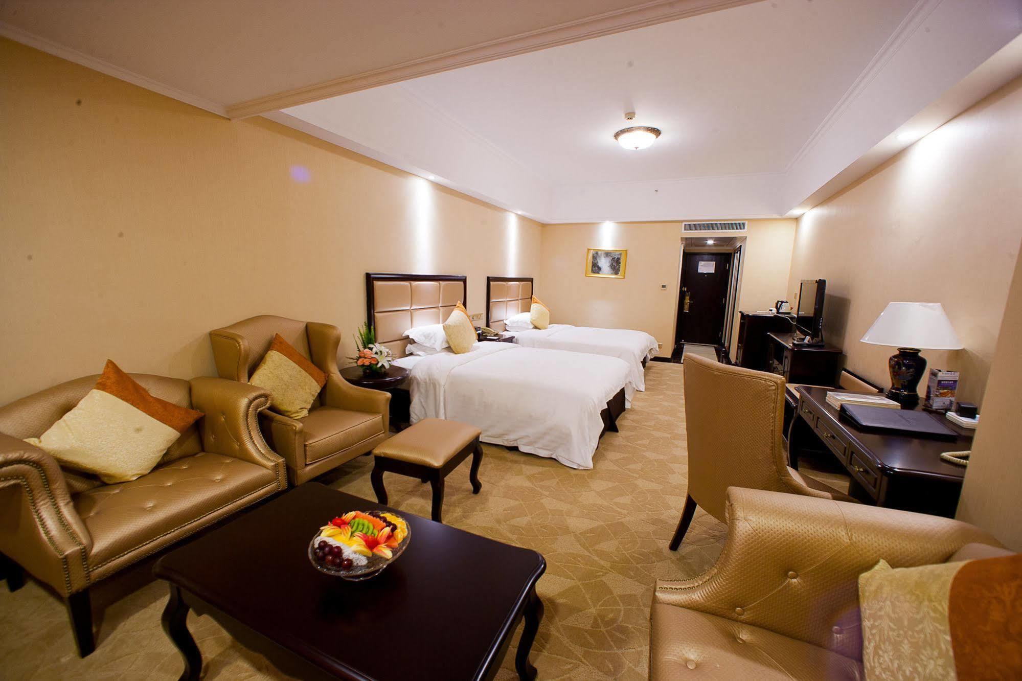 Grand Trustel Mandarin Garden Hotel Нанкин Екстериор снимка